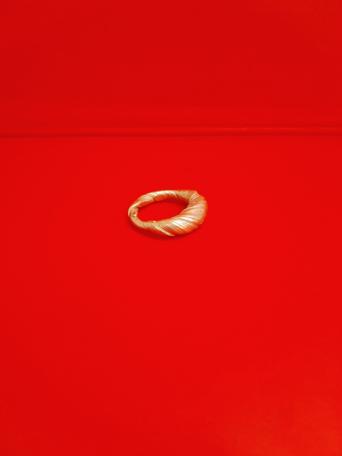 CROISSANT RING - Solid Gold